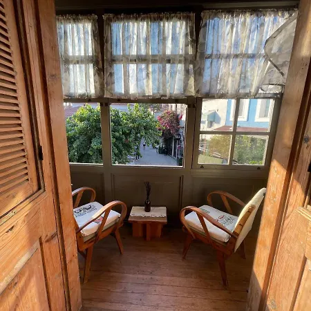 Otel Kurabıye Çeşme